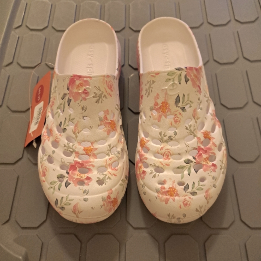 EASY SPIRIT floral clogs BRAND NEW Size 8 ๐น ROSES only 2 left - Picture 3 of 7